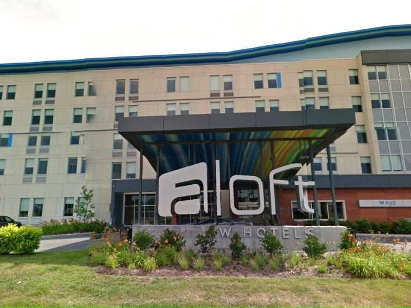 Aloft Montreal Airport Hotel Dorval Exterior foto